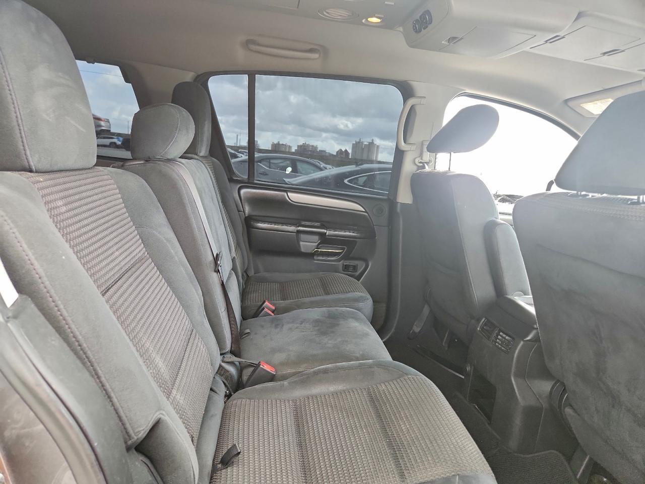 2013 NISSAN Armada