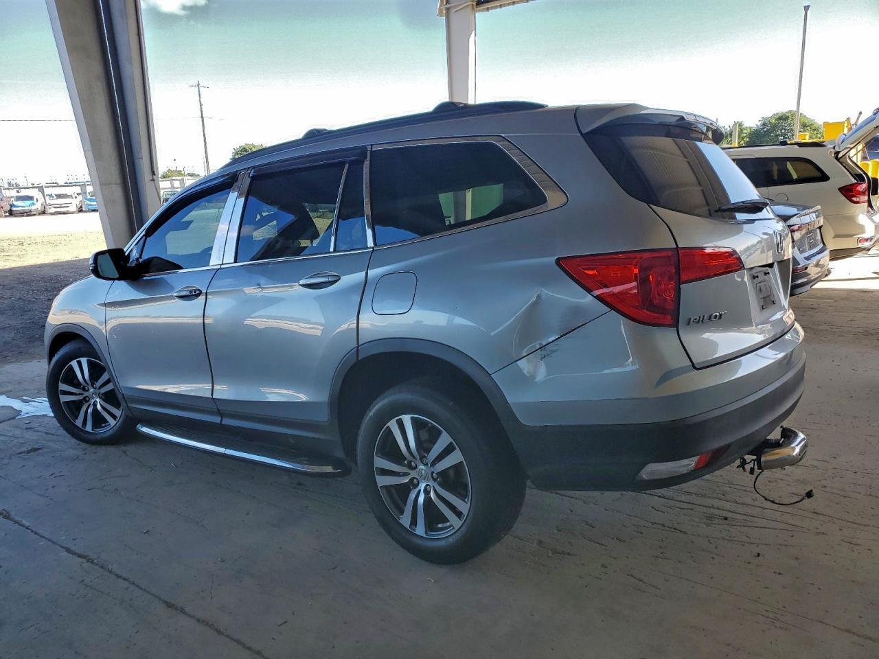 2017 HONDA PILOT