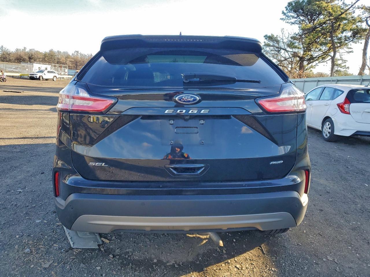 2021 FORD EDGE