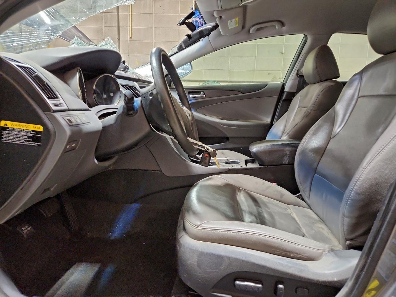 2013 HYUNDAI SONATA