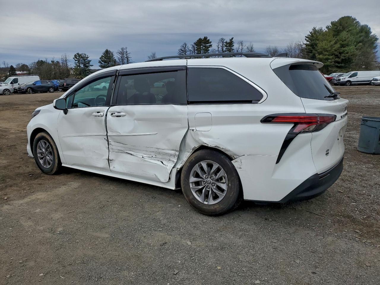2022 TOYOTA SIENNA