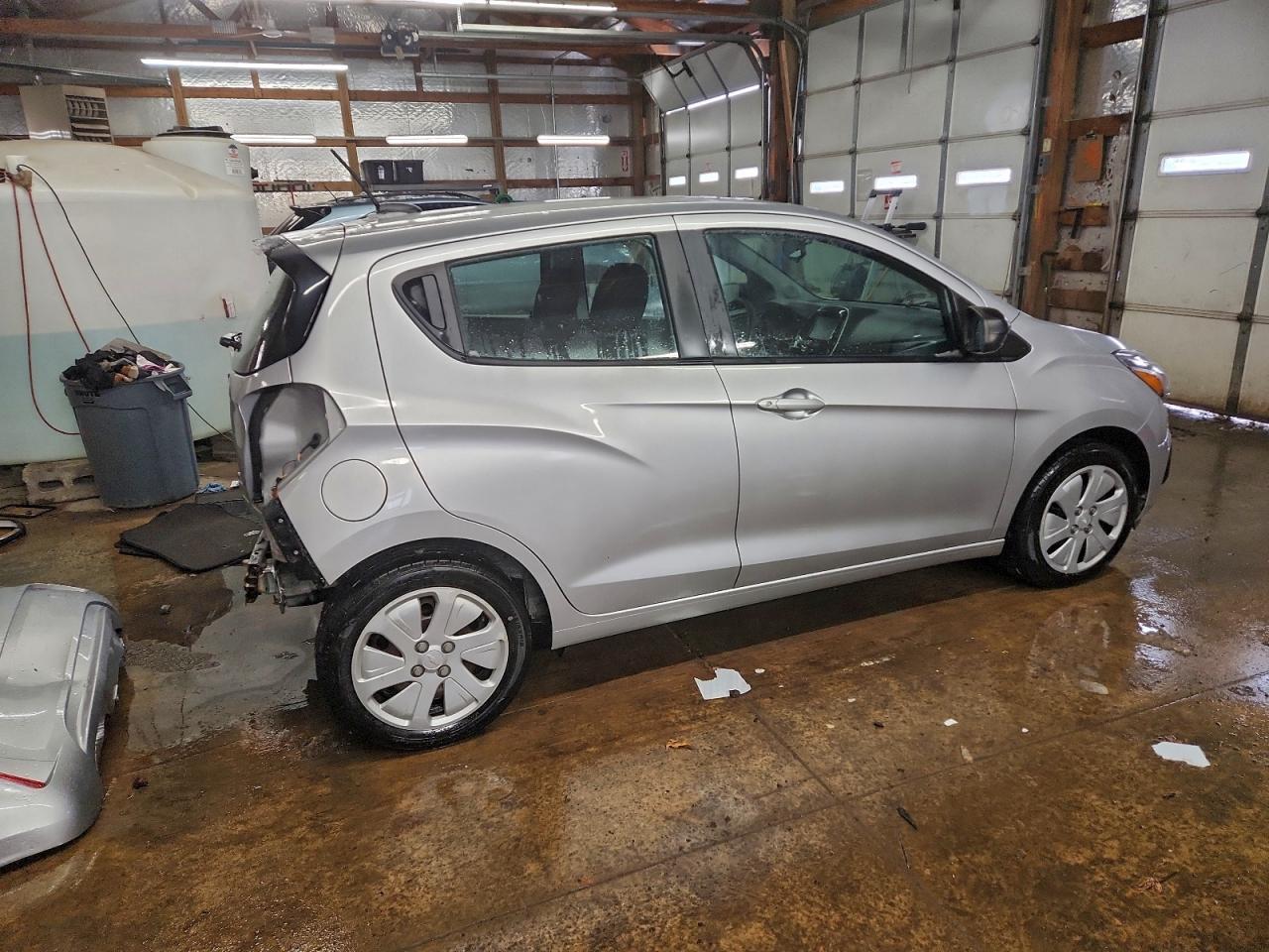 2017 CHEVROLET Spark