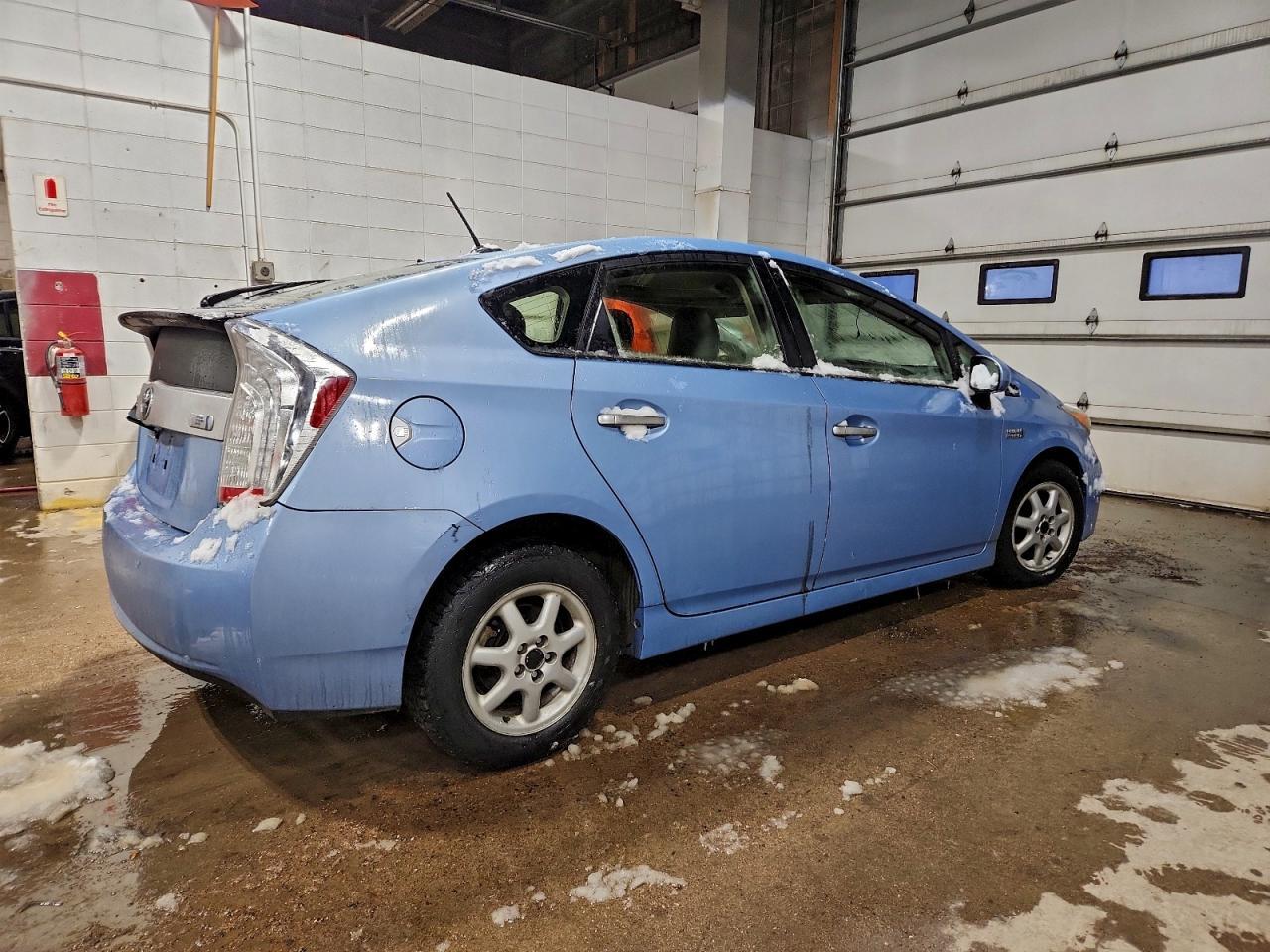 2014 TOYOTA Prius Plug-In