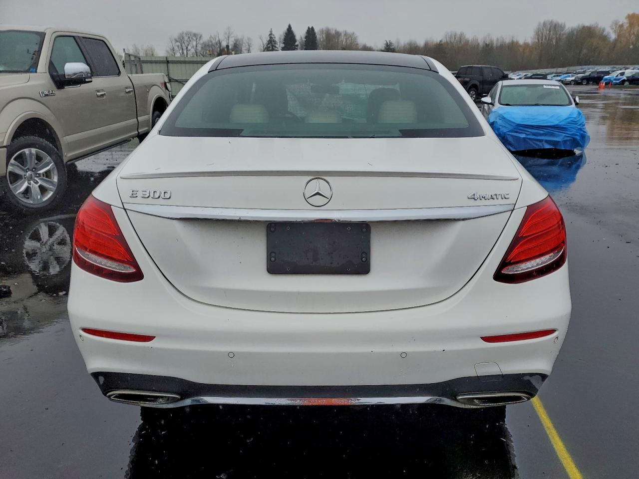 2017 MERCEDES-BENZ E-Class