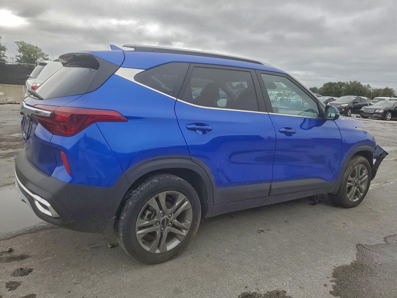 2023 KIA SELTOS