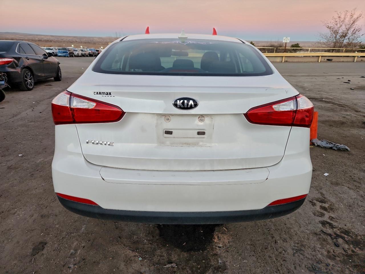 2015 KIA FORTE