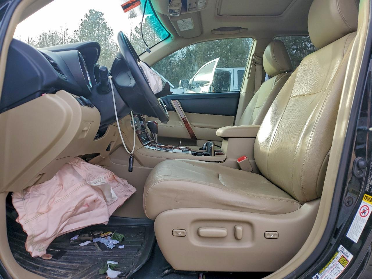 2013 TOYOTA HIGHLANDER