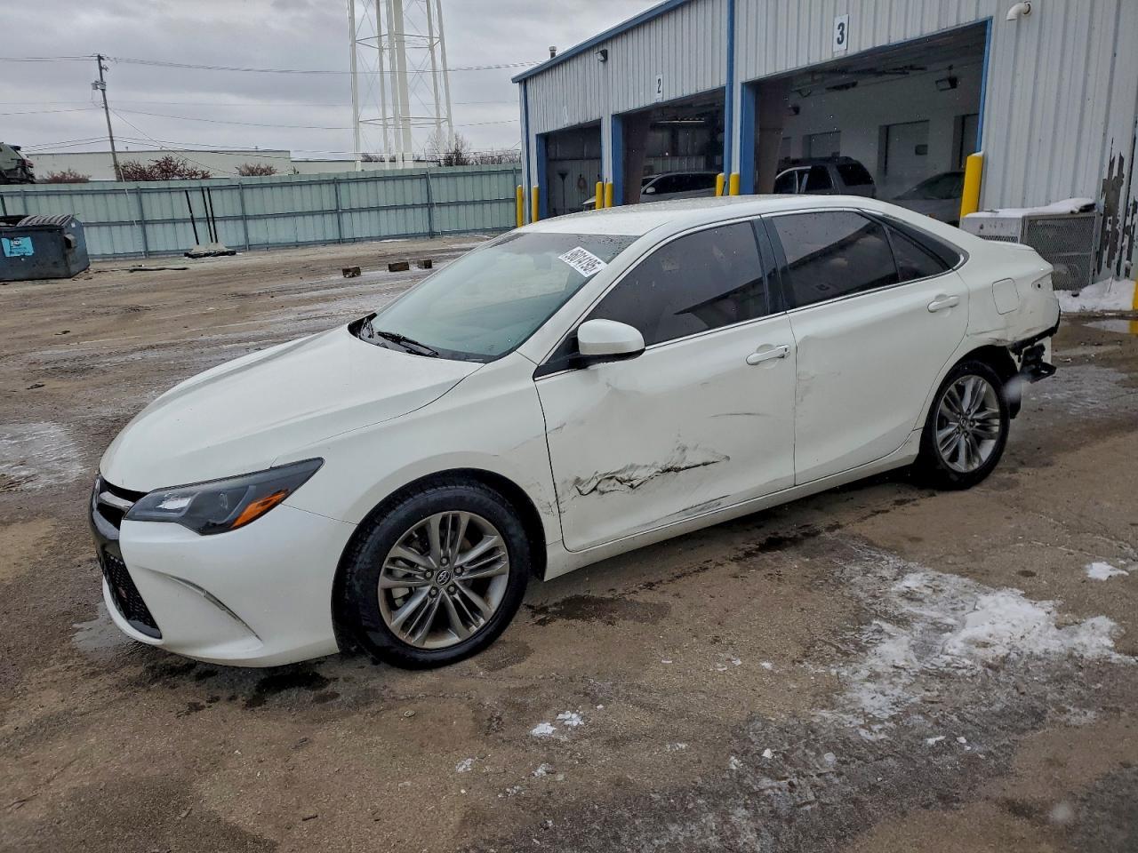 2015 TOYOTA CAMRY