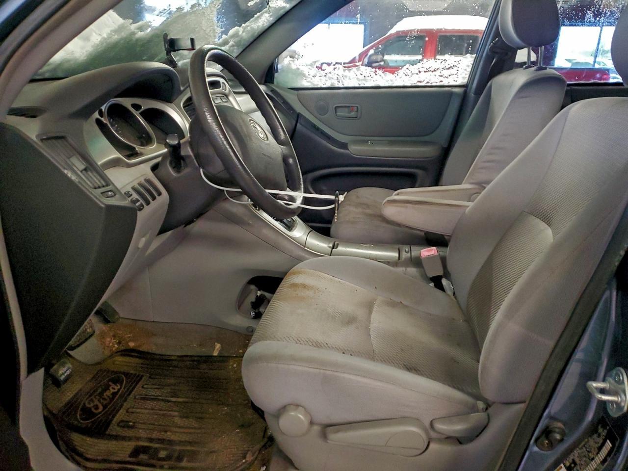 2005 TOYOTA HIGHLANDER