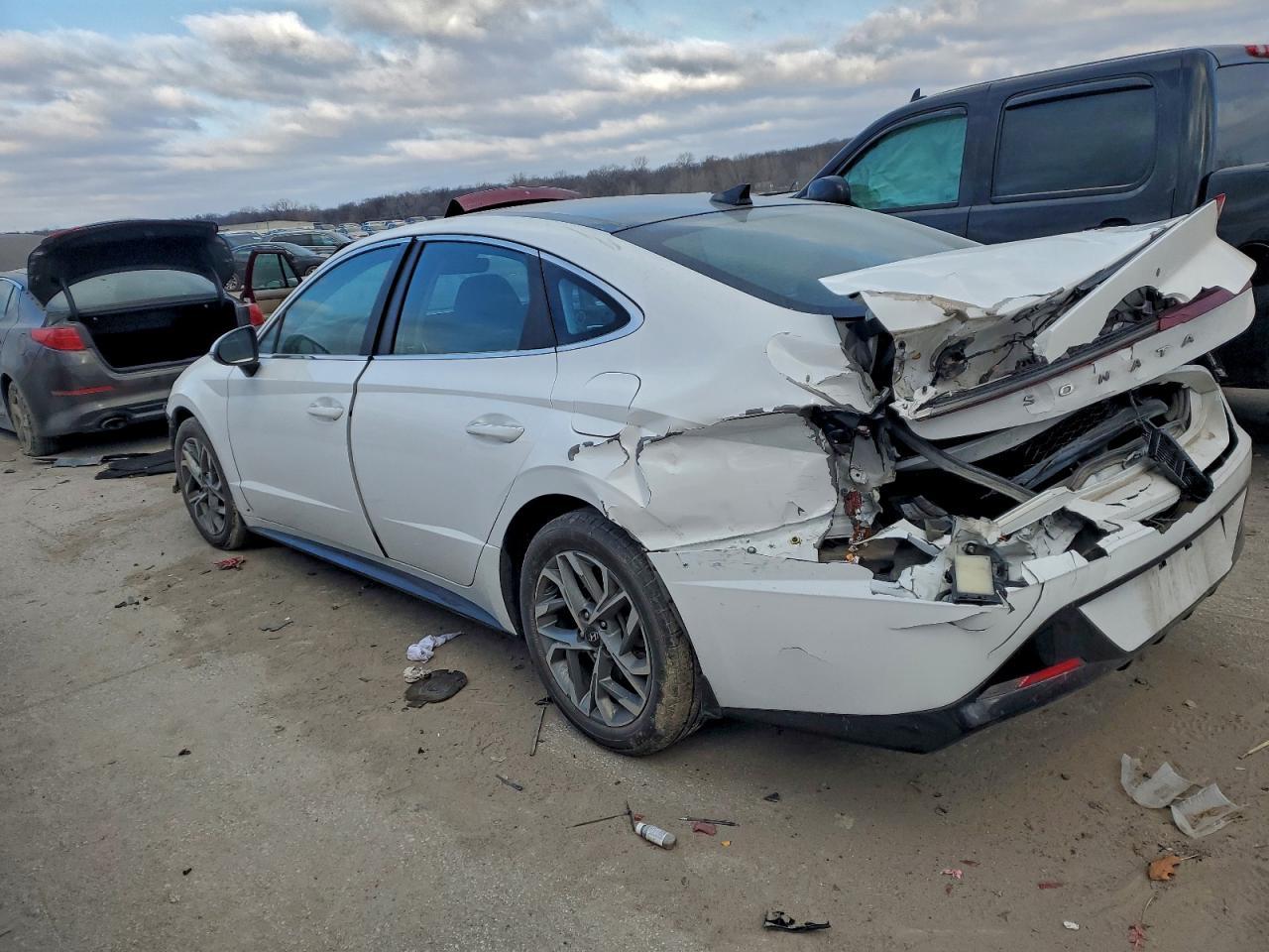 2023 HYUNDAI SONATA