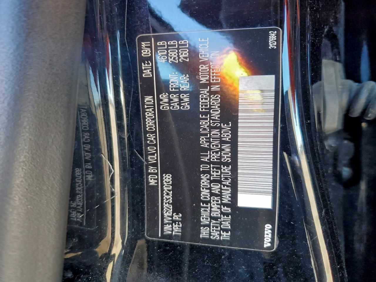 2012 VOLVO S60