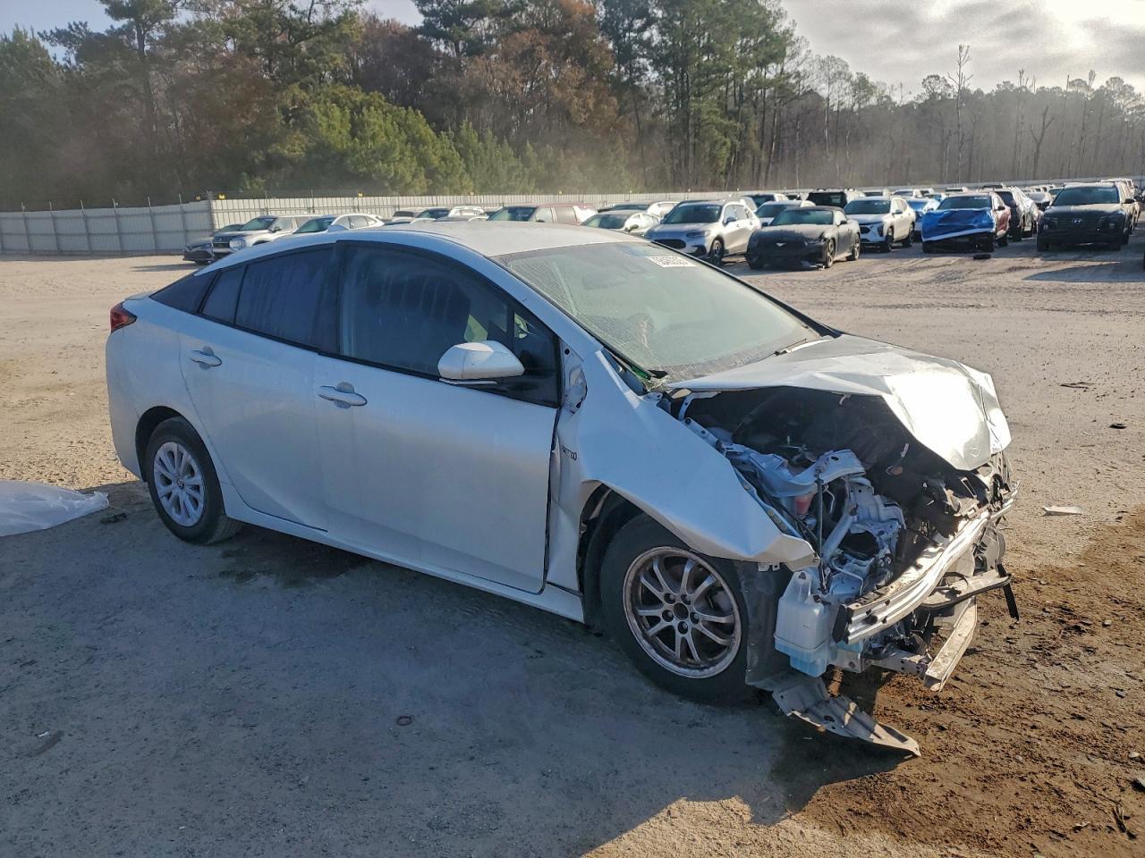 2022 TOYOTA PRIUS