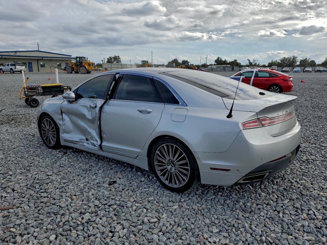 2013 LINCOLN MKZ