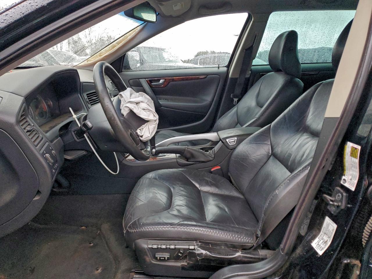2006 VOLVO XC70