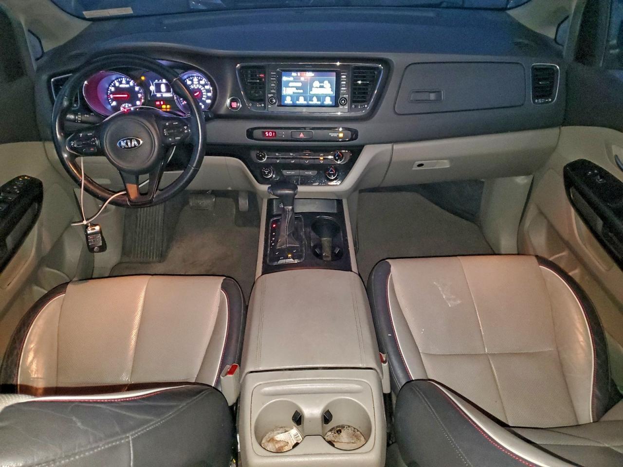 2017 KIA SEDONA