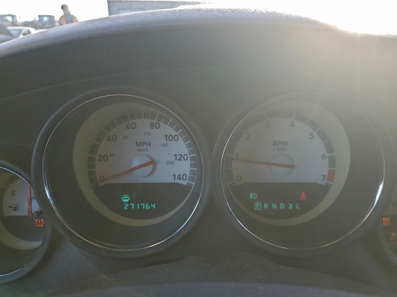 2010 DODGE CHARGER