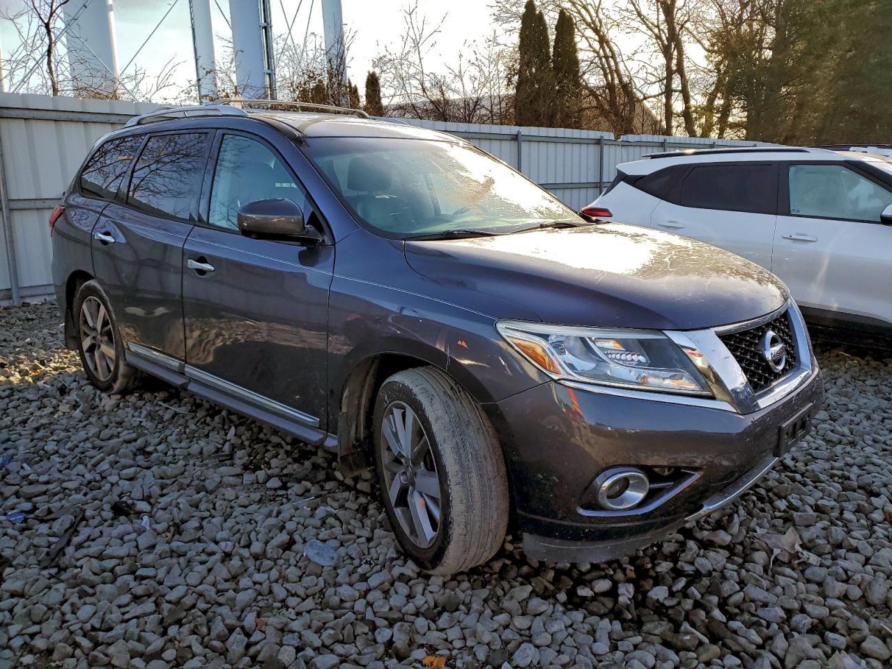 2014 NISSAN PATHFINDER