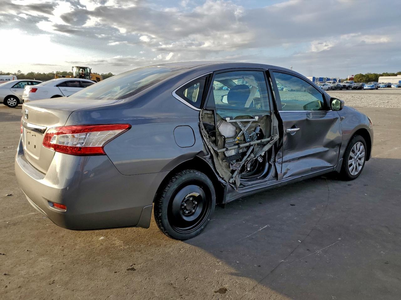 2015 NISSAN SENTRA