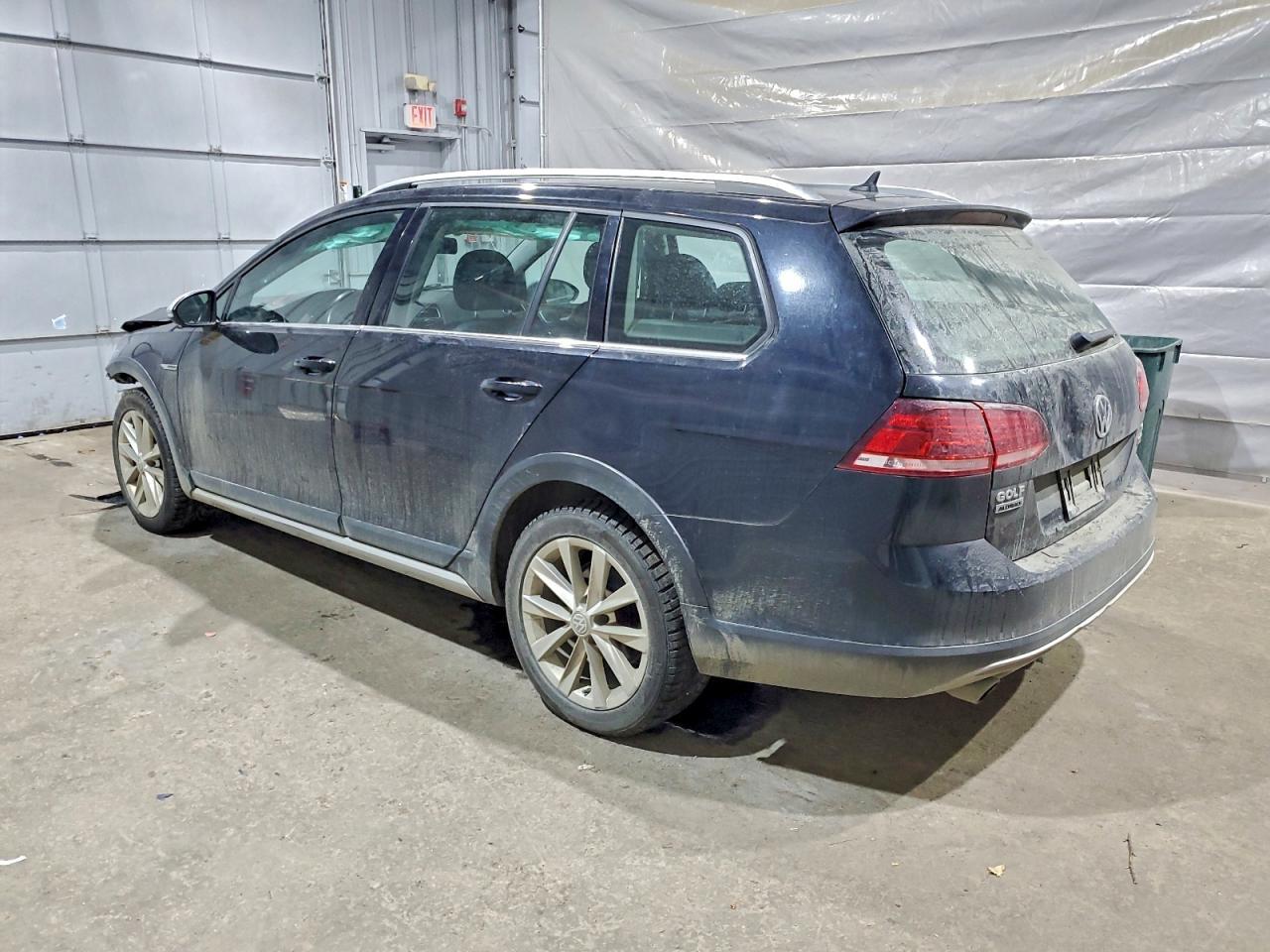 2018 VOLKSWAGEN Golf Alltrack