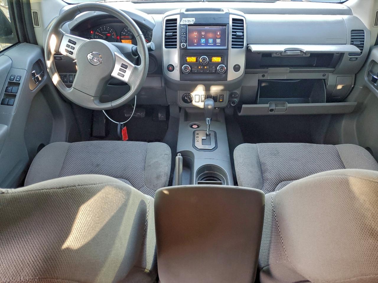 2021 NISSAN Frontier