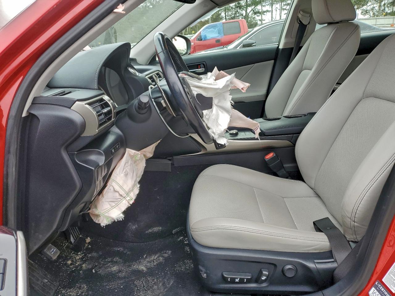 2016 LEXUS IS 300