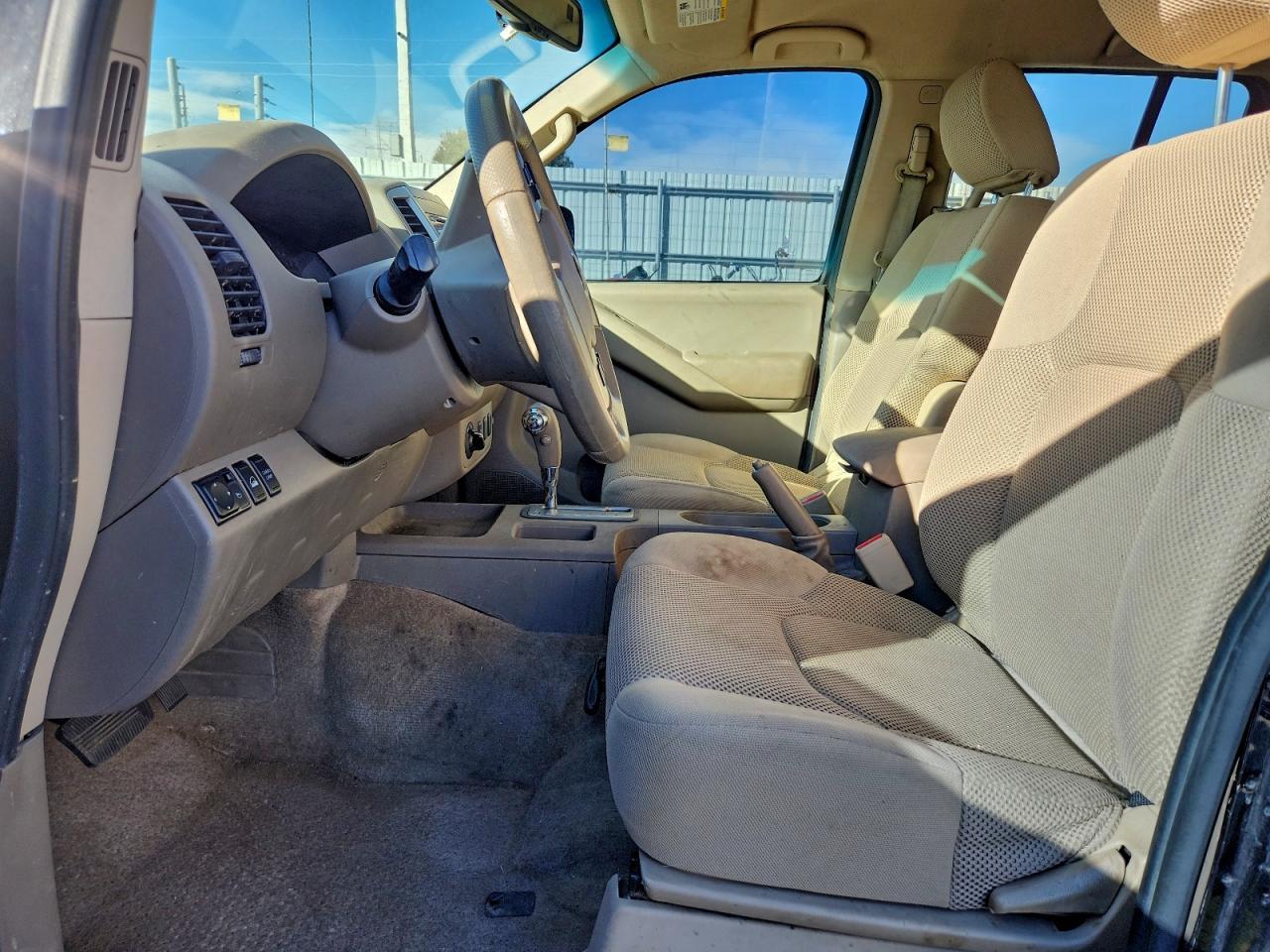 2013 NISSAN Frontier