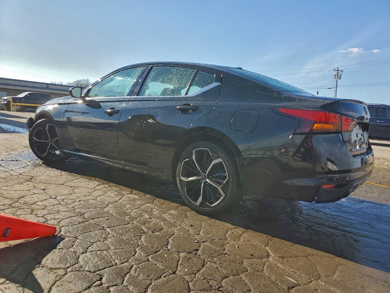 2023 NISSAN ALTIMA