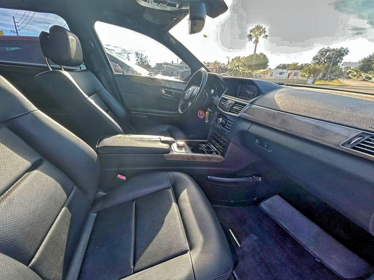 2010 MERCEDES-BENZ E-Class
