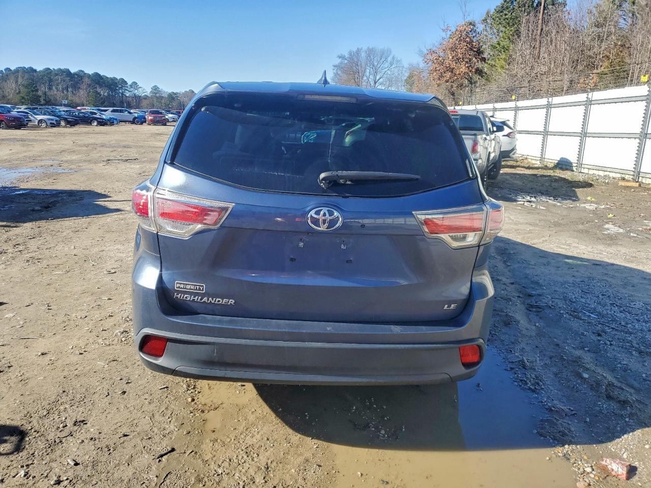 2015 TOYOTA HIGHLANDER