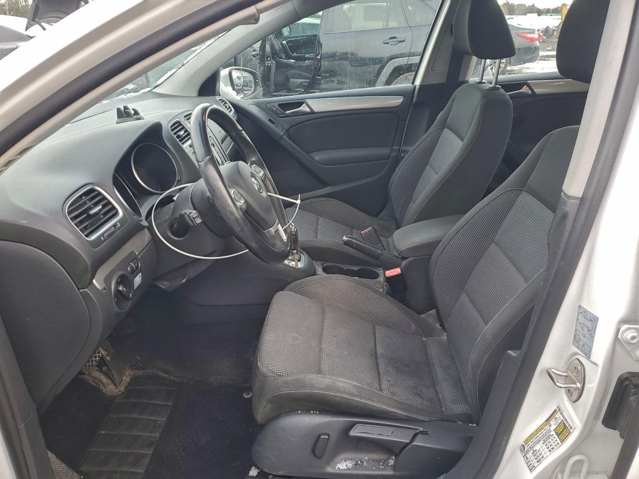 2013 VOLKSWAGEN GOLF
