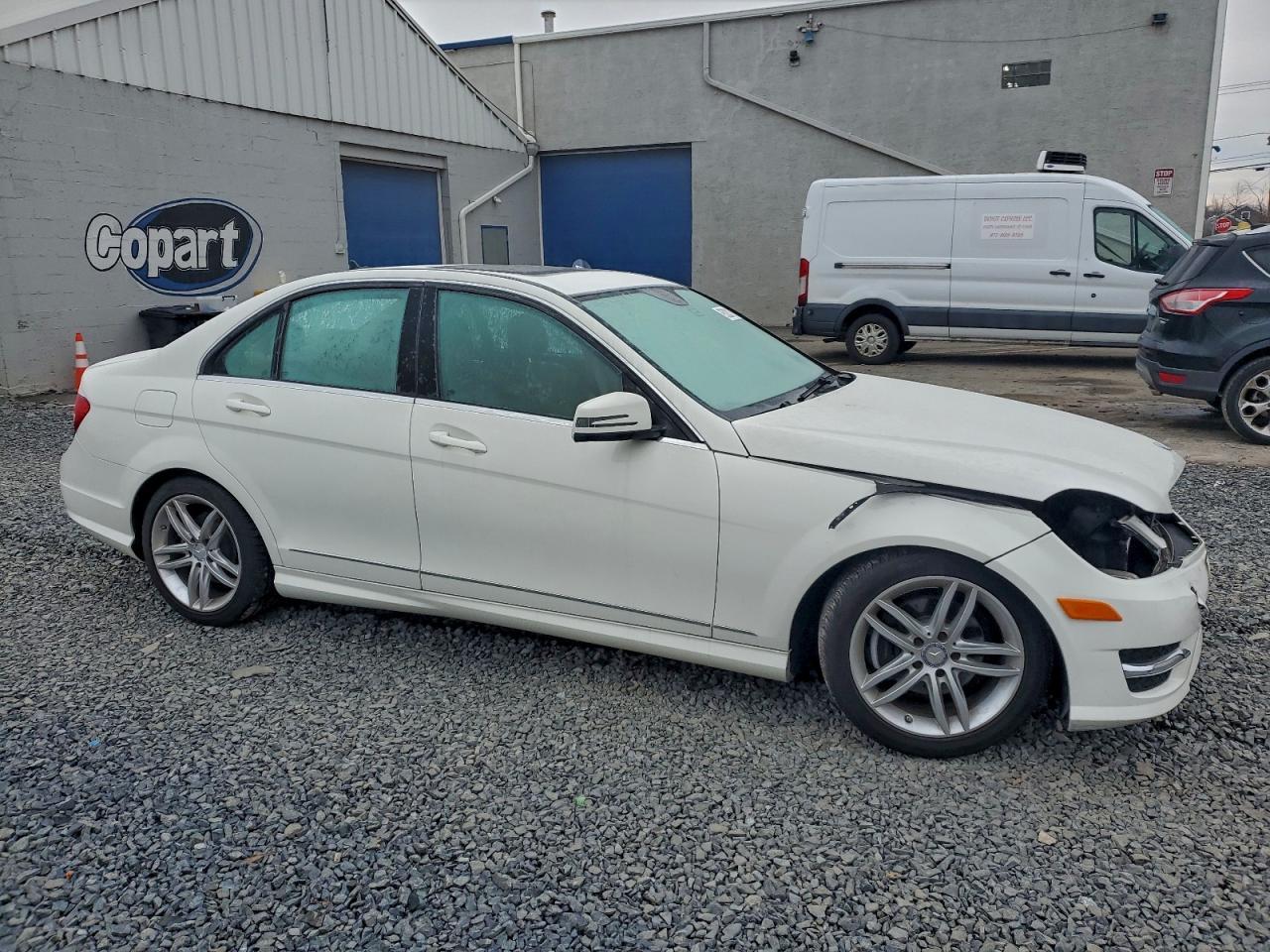 2012 MERCEDES-BENZ C-CLASS
