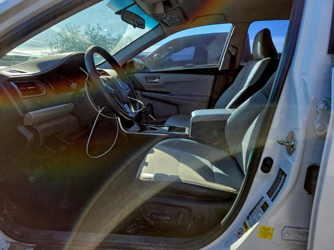 2016 TOYOTA CAMRY
