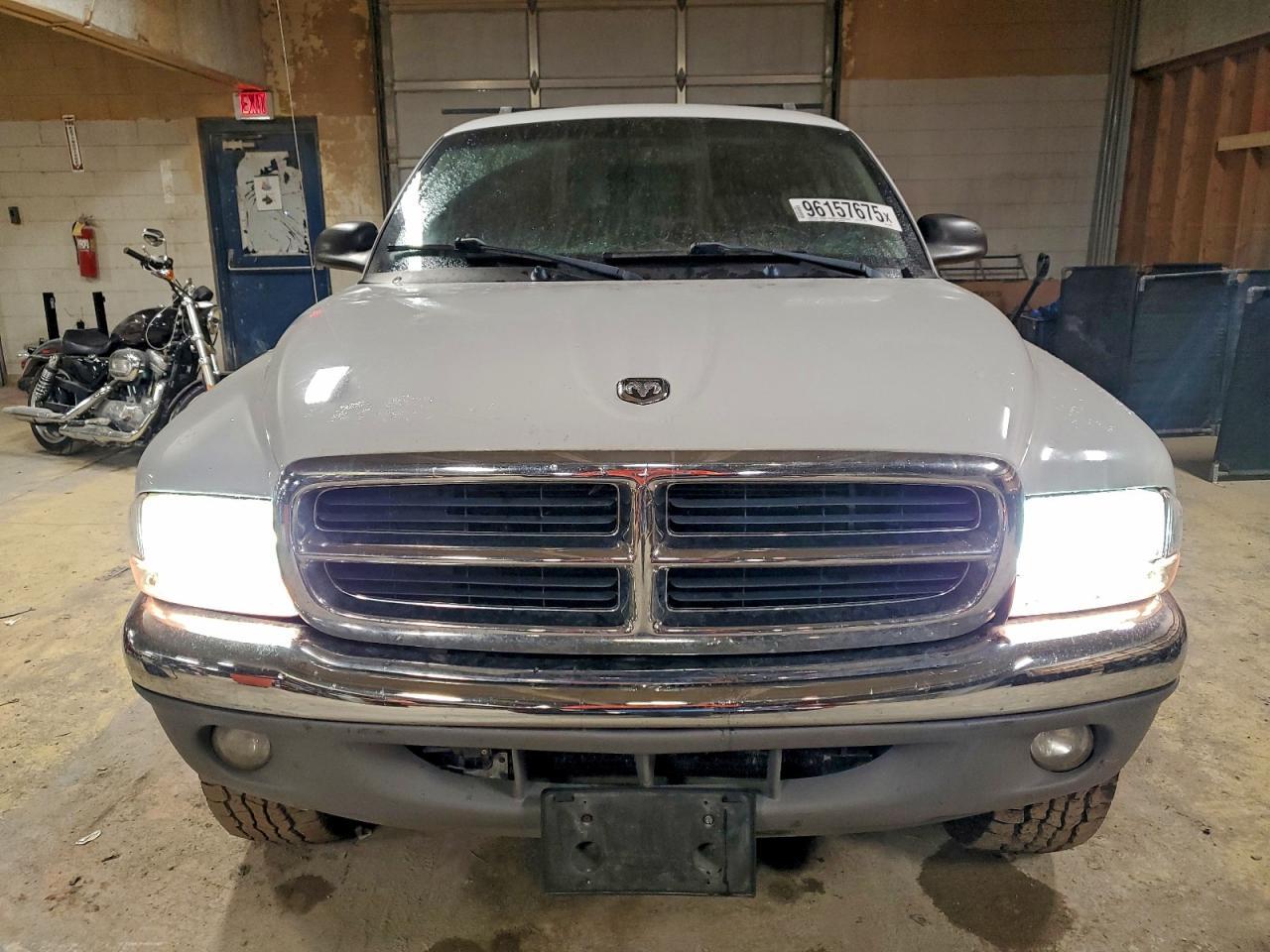 2004 DODGE Dakota