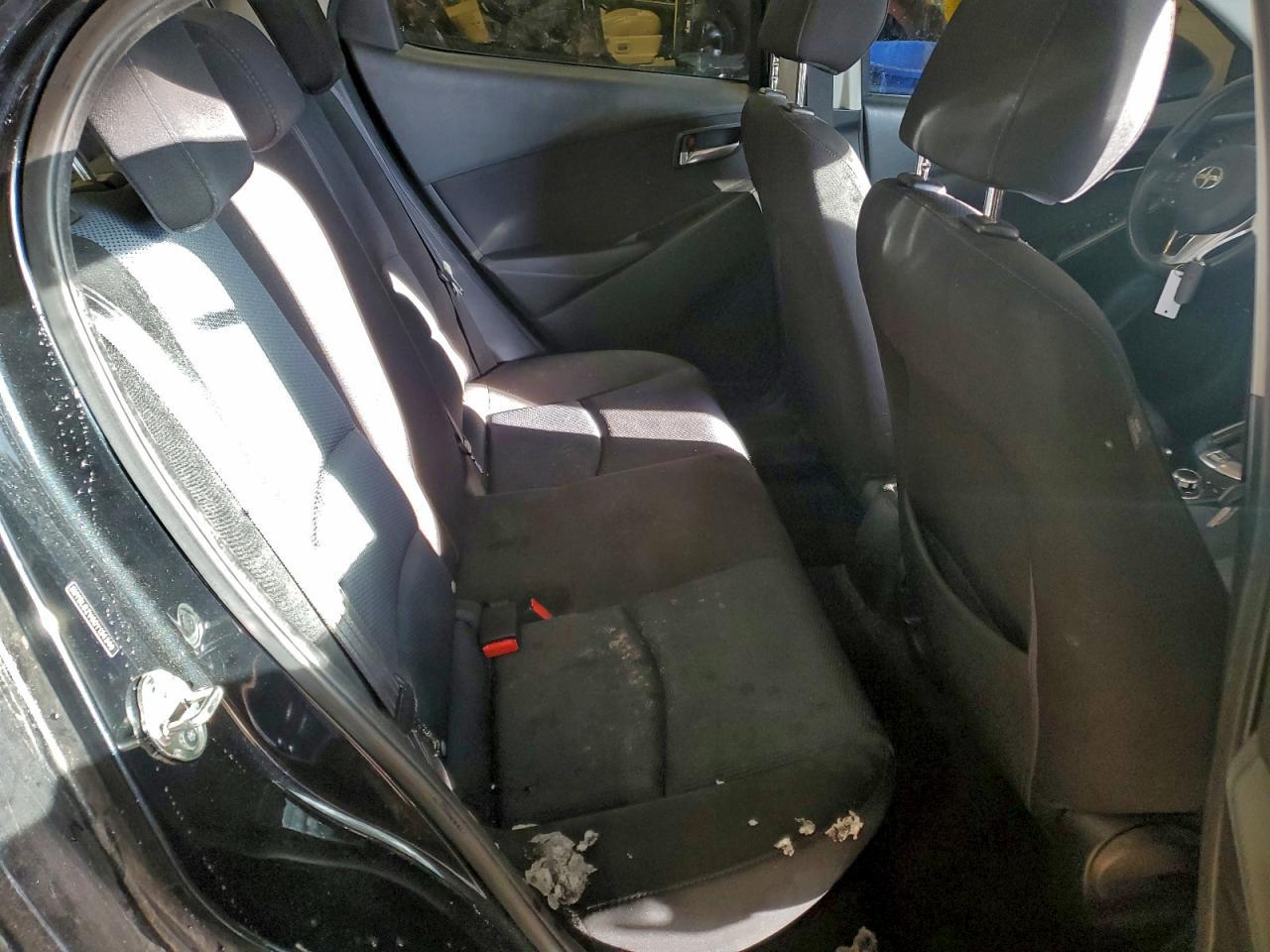 2016 TOYOTA SCION