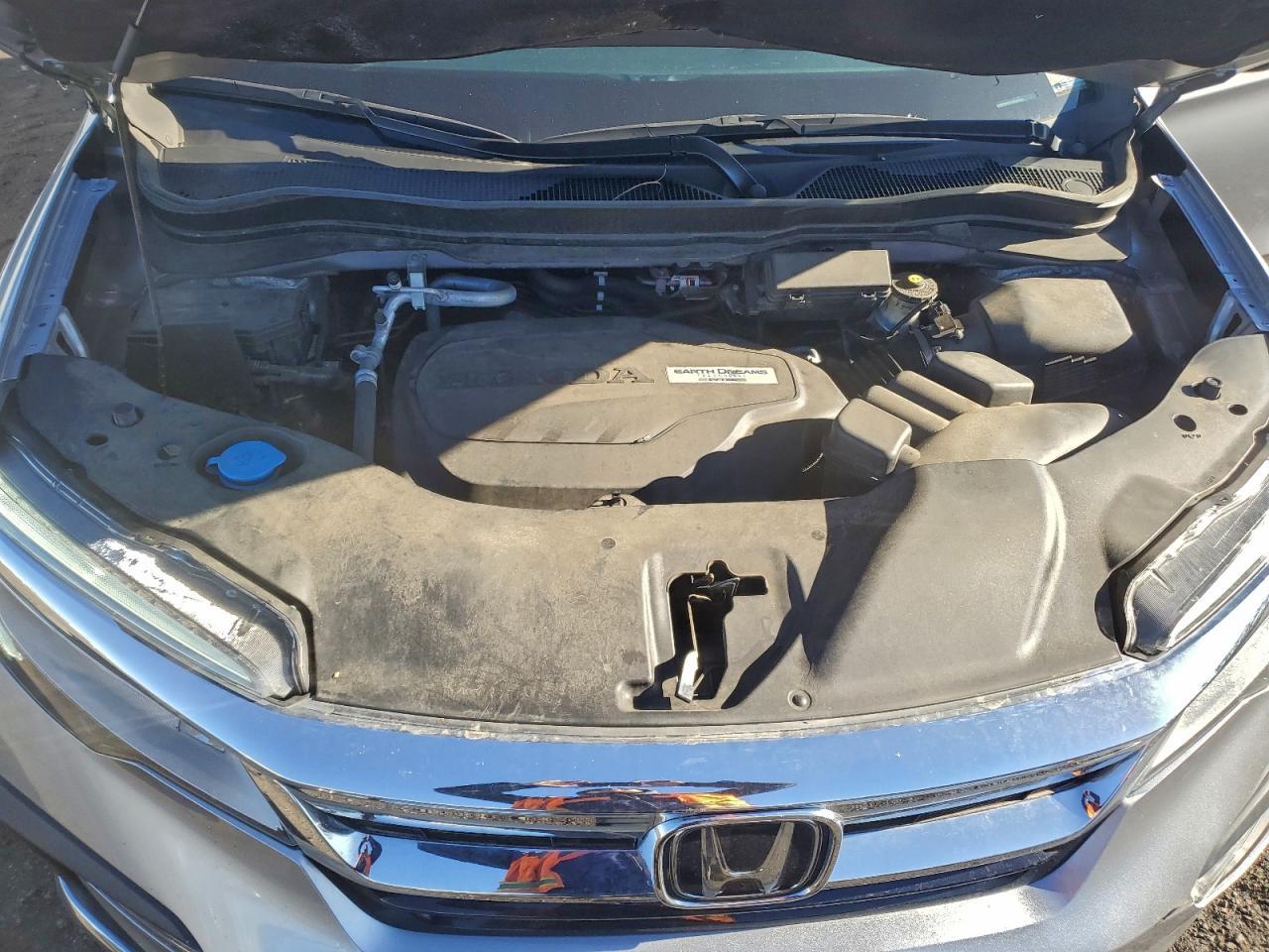 2019 HONDA PILOT