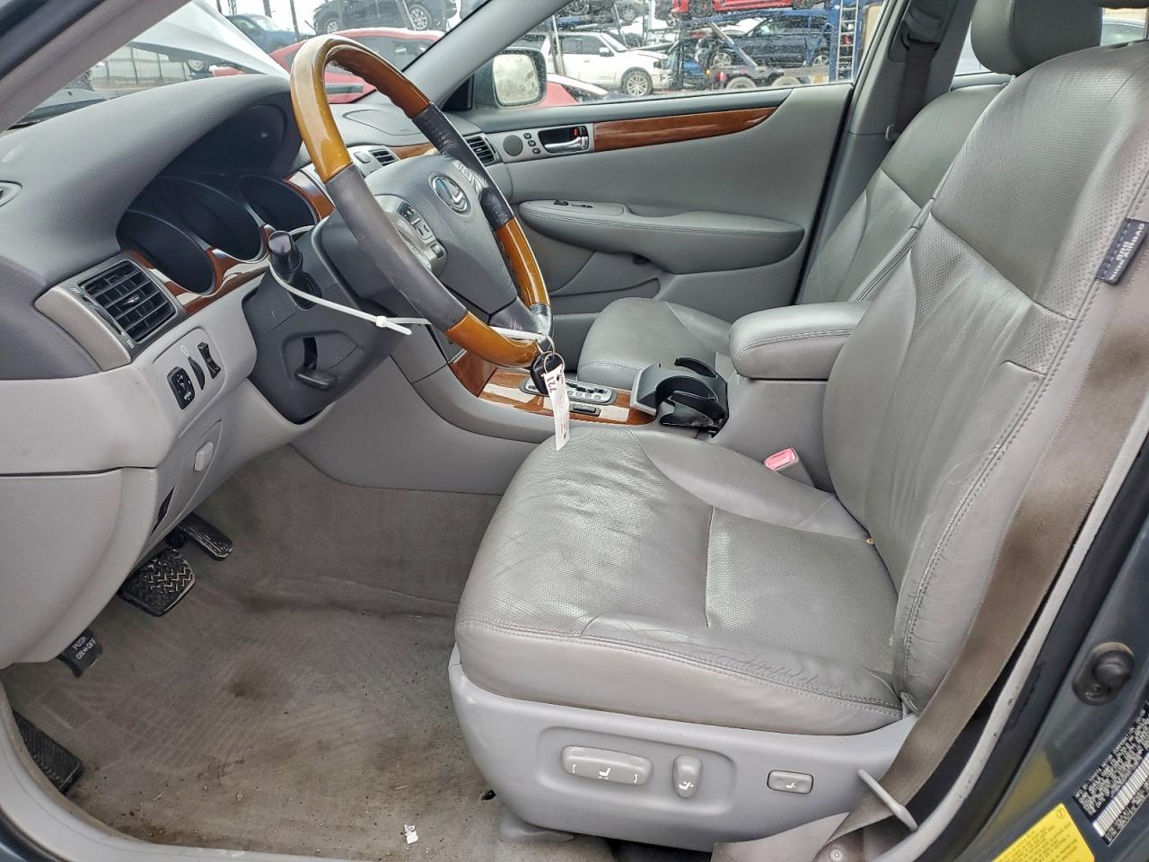 2005 LEXUS ES 330