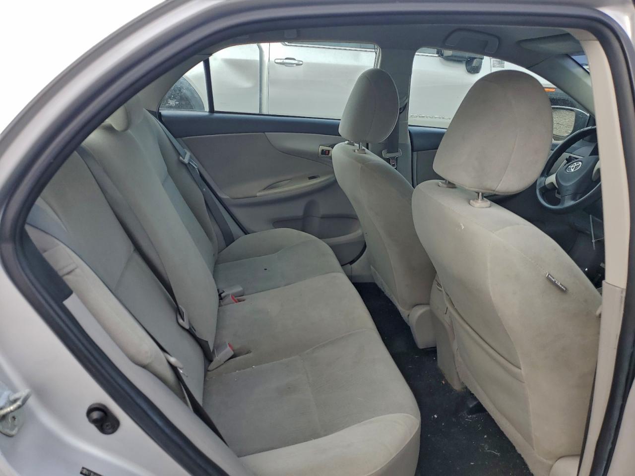 2011 TOYOTA COROLLA