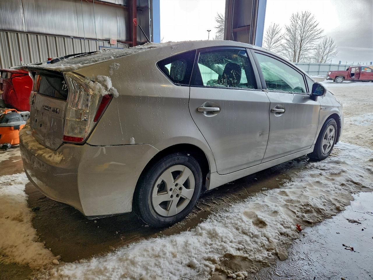 2011 TOYOTA PRIUS