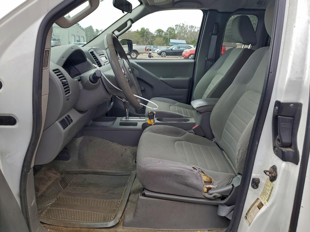 2015 NISSAN Frontier