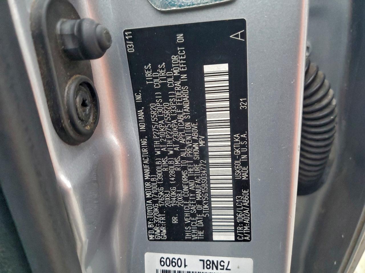 2011 TOYOTA Sequoia