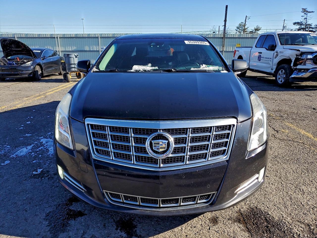 2013 CADILLAC XTS