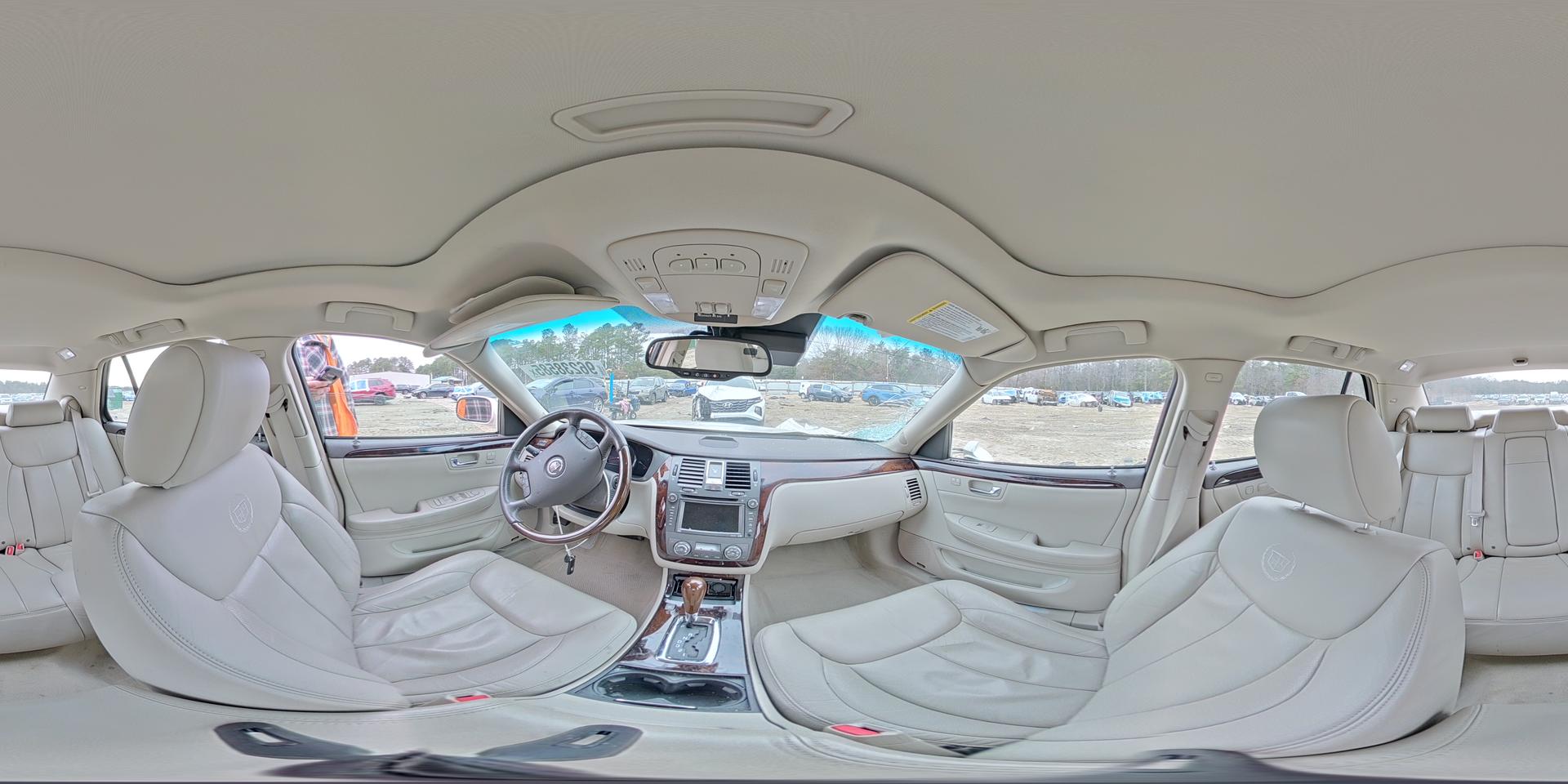 2010 CADILLAC DTS