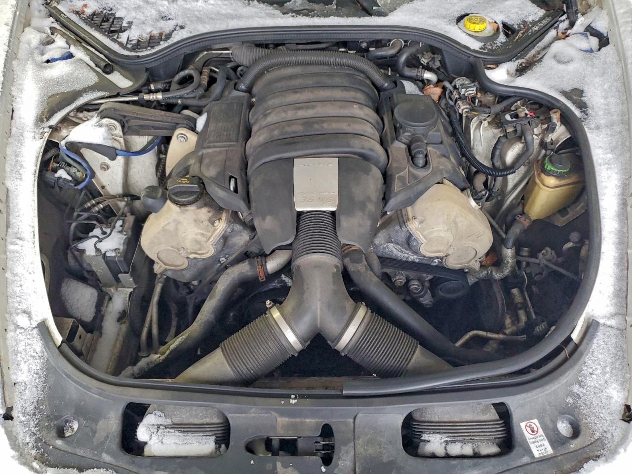 2011 PORSCHE Panamera