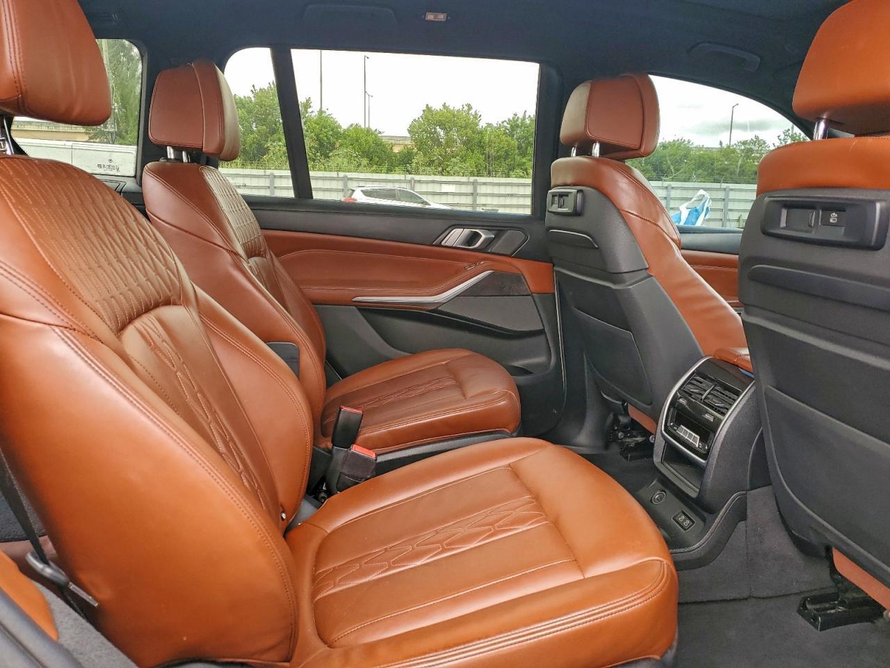 2019 BMW X7