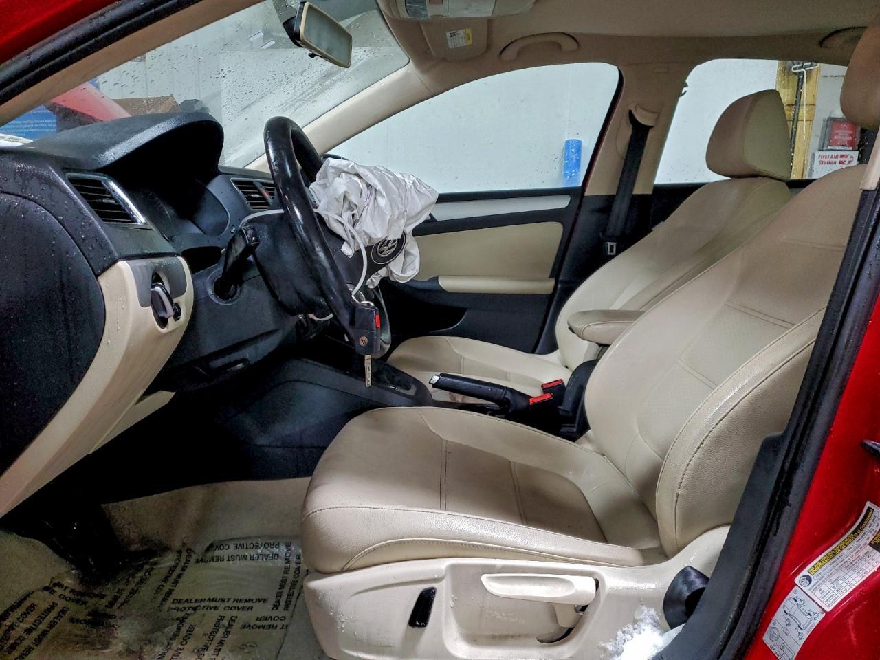 2013 VOLKSWAGEN JETTA