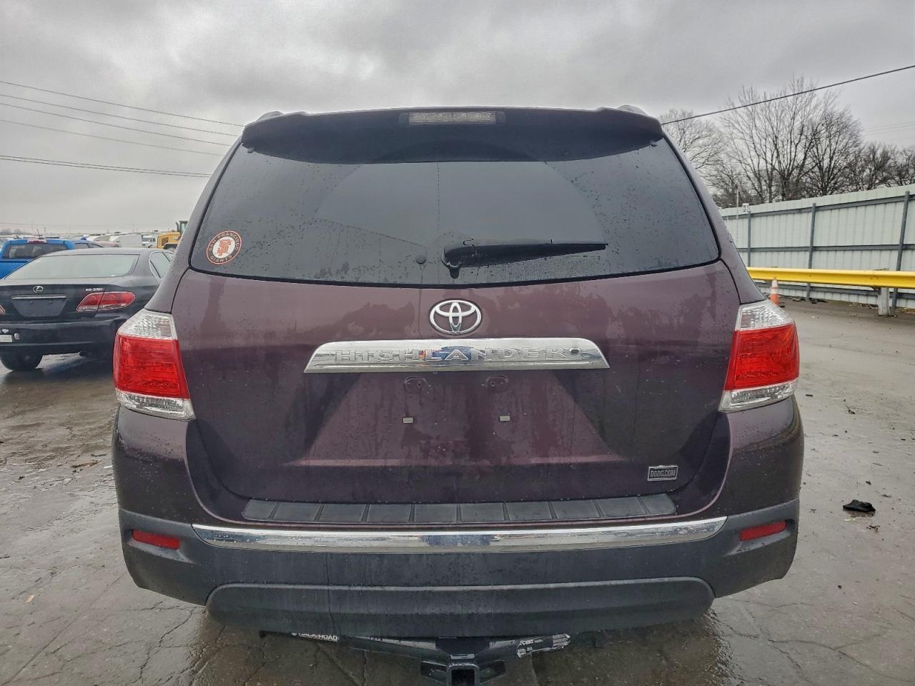 2013 TOYOTA HIGHLANDER