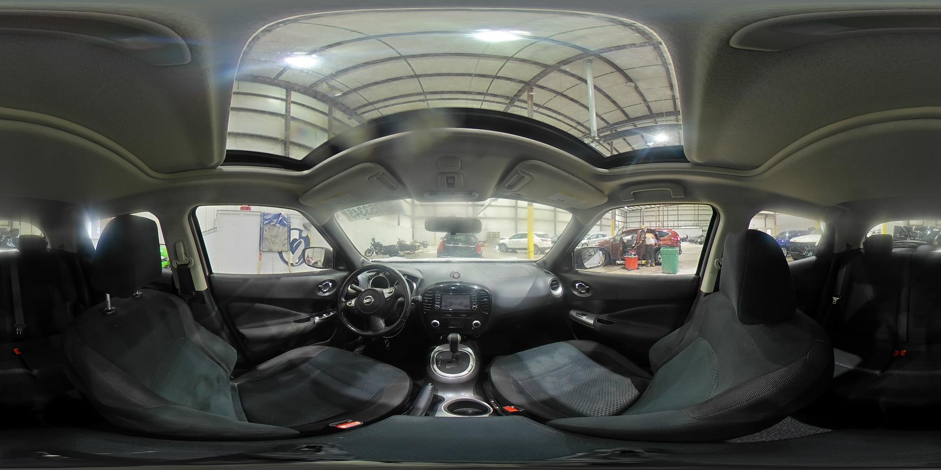 2015 NISSAN Juke