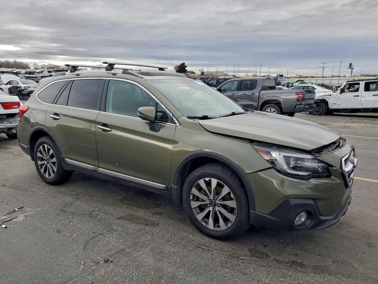 2018 SUBARU Outback