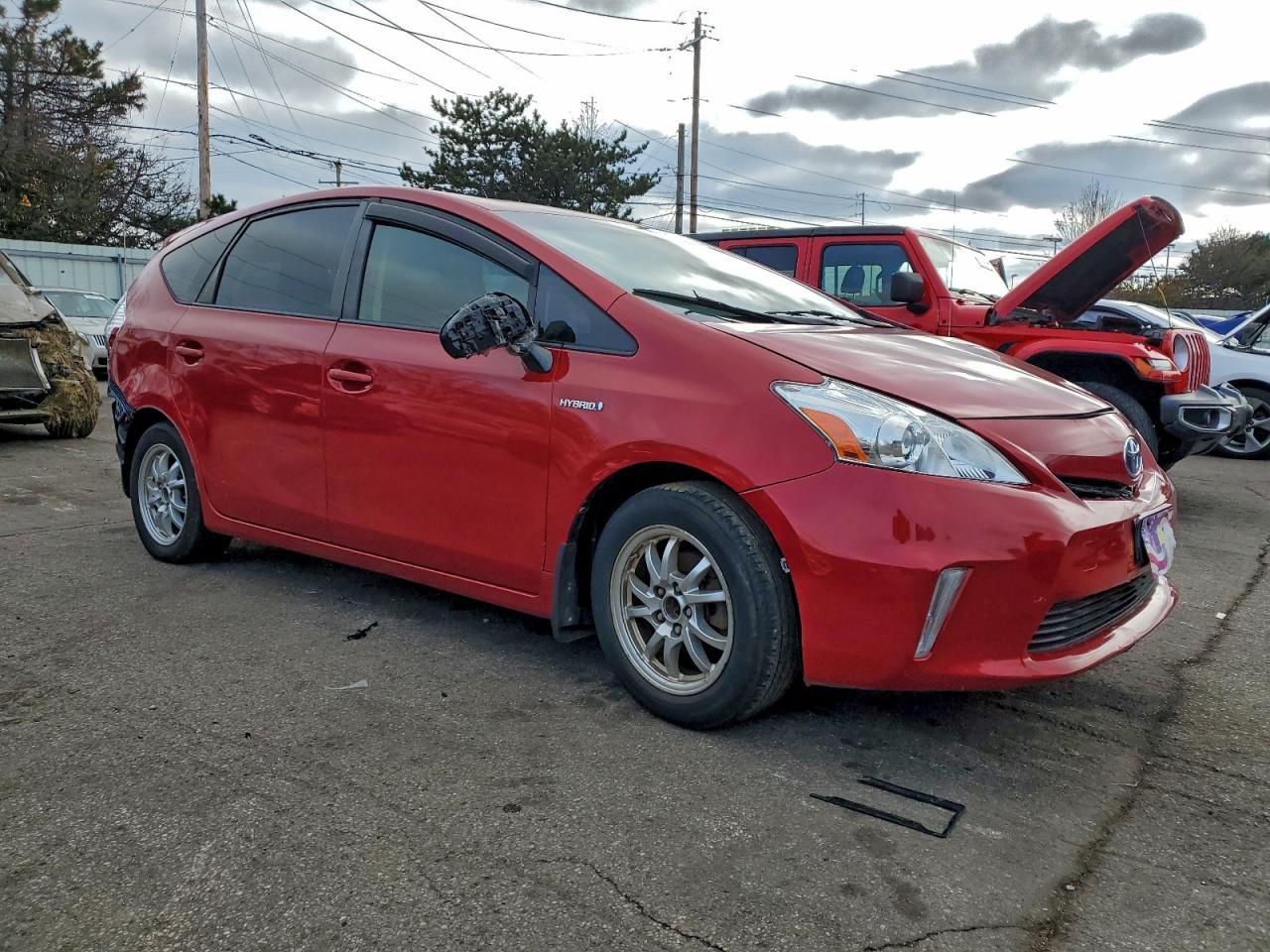 2014 TOYOTA PRIUS V