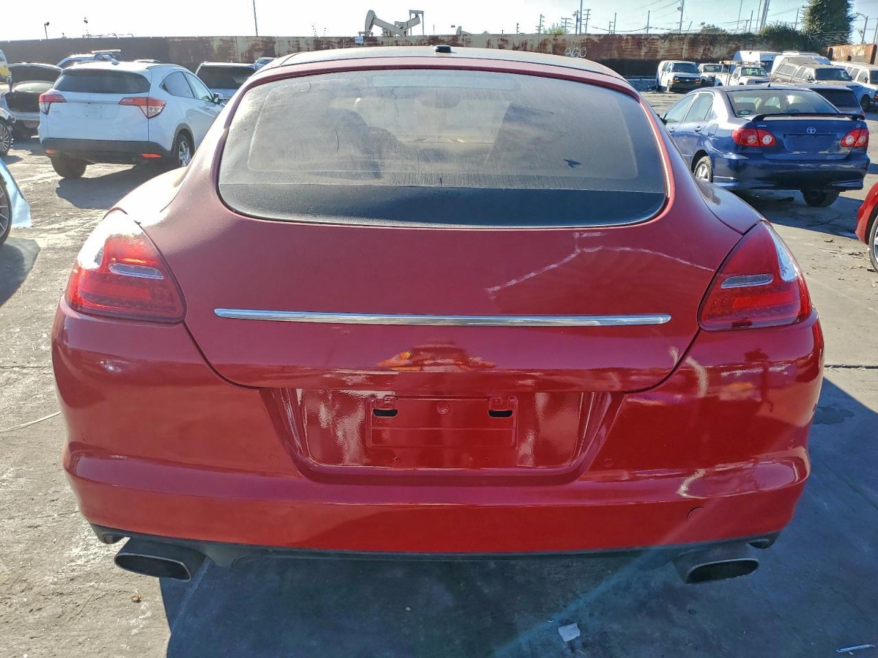 2011 PORSCHE Panamera
